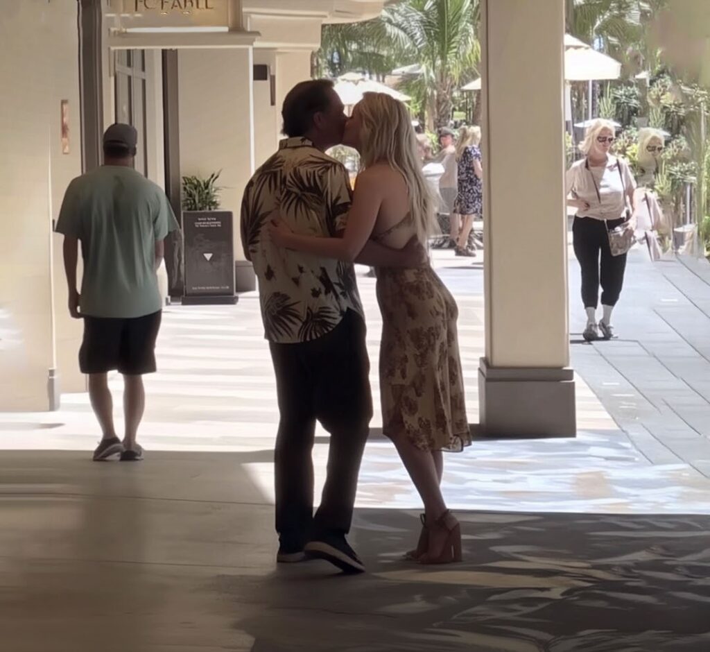 Lady Spots Daughter and Son-in-Law Who ‘Tragically Died’ 5 Years Ago and Follows Them – Story of the Day